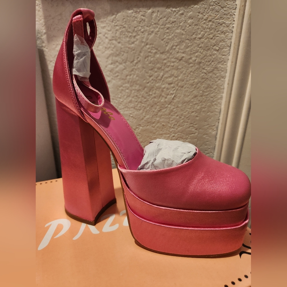 Platform heels
